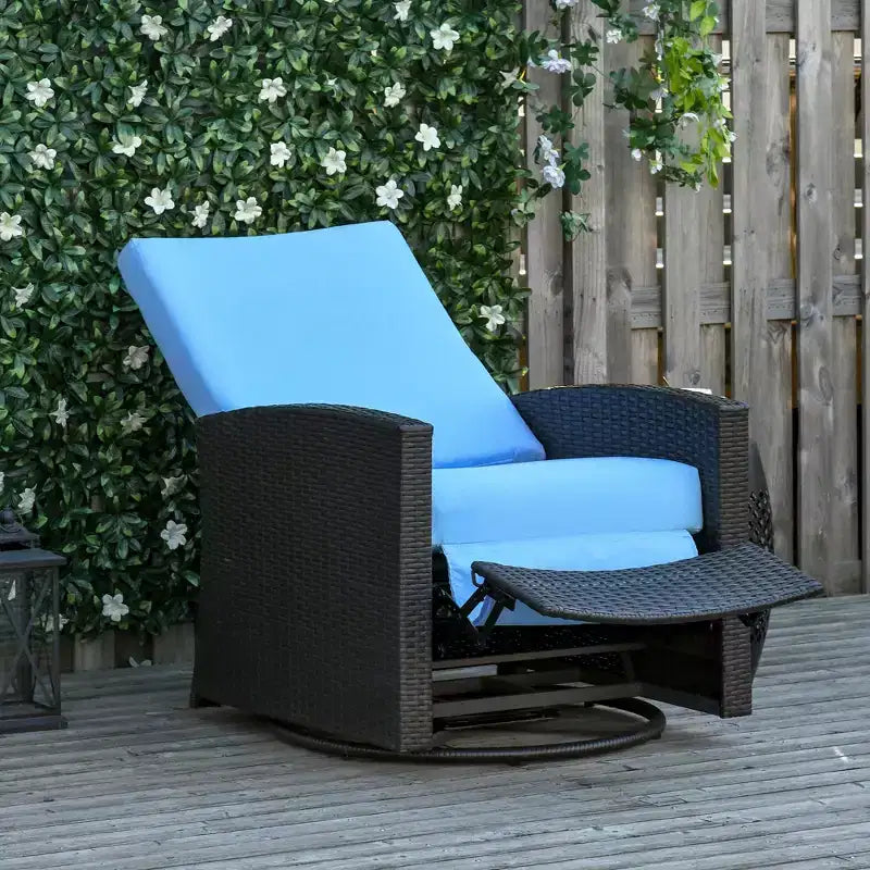 Fauteuil inclinable en rotin synthétique Outsunny avec pivotement à 360°, coussin moelleux, chaise longue pour patio, jardin, cour arrière