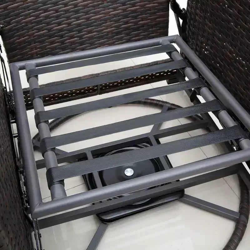 Fauteuil inclinable en rotin synthétique Outsunny avec pivotement à 360°, coussin moelleux, chaise longue pour patio, jardin, cour arrière