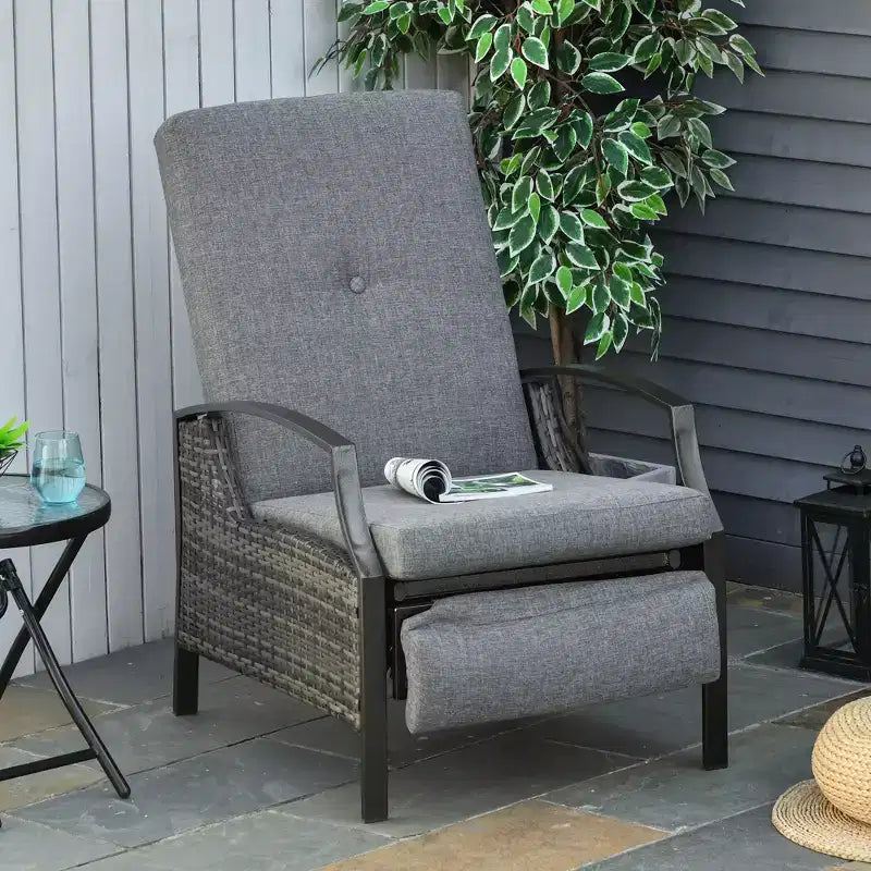 Chaise longue inclinable Outsunny en rotin tressé à la main, tout temps, pour patio, extérieur, jardin, bord de piscine