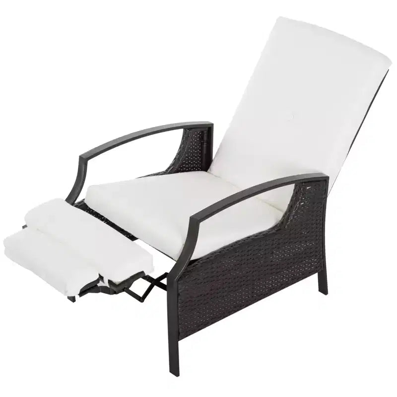 Chaise longue inclinable Outsunny en rotin tressé à la main, tout temps, pour patio, extérieur, jardin, bord de piscine