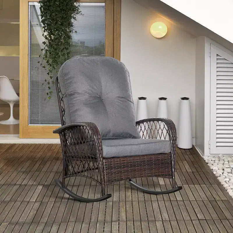 Fauteuil à bascule d'extérieur en osier Outsunny, fauteuil à bascule inclinable en rotin PE pour terrasse avec coussin moelleux, pour jardin, cour arrière, porche