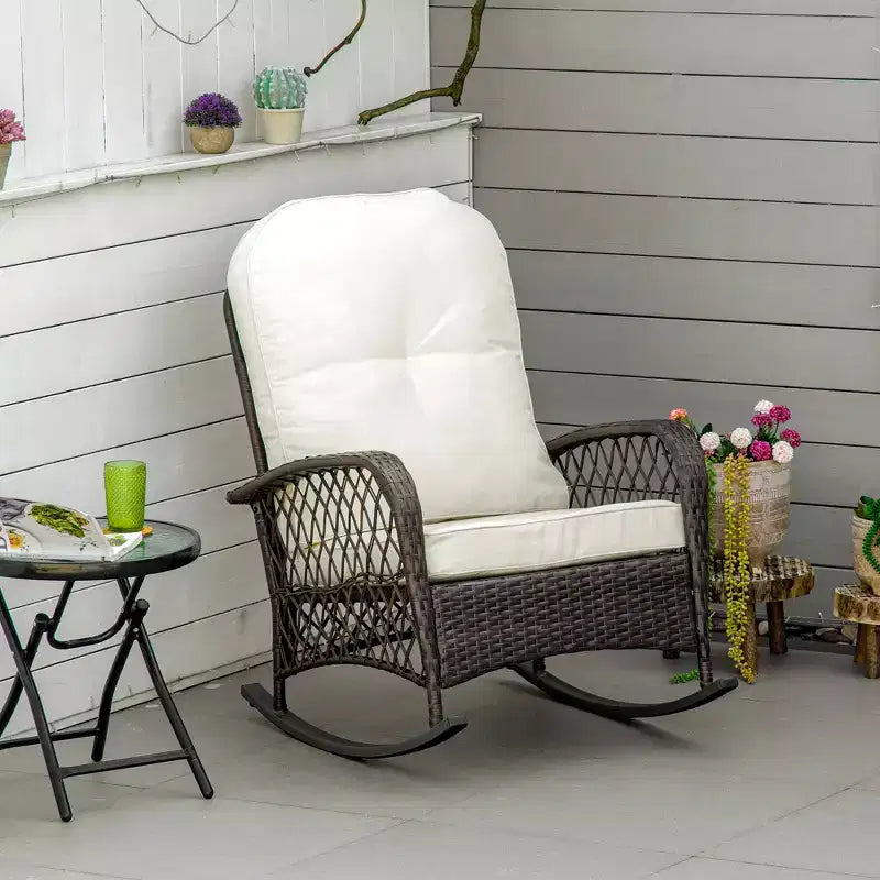 Fauteuil à bascule d'extérieur en osier Outsunny, fauteuil à bascule inclinable en rotin PE pour terrasse avec coussin moelleux, pour jardin, cour arrière, porche
