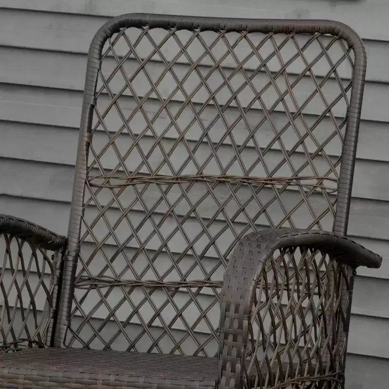 Fauteuil à bascule d'extérieur en osier Outsunny, fauteuil à bascule inclinable en rotin PE pour terrasse avec coussin moelleux, pour jardin, cour arrière, porche