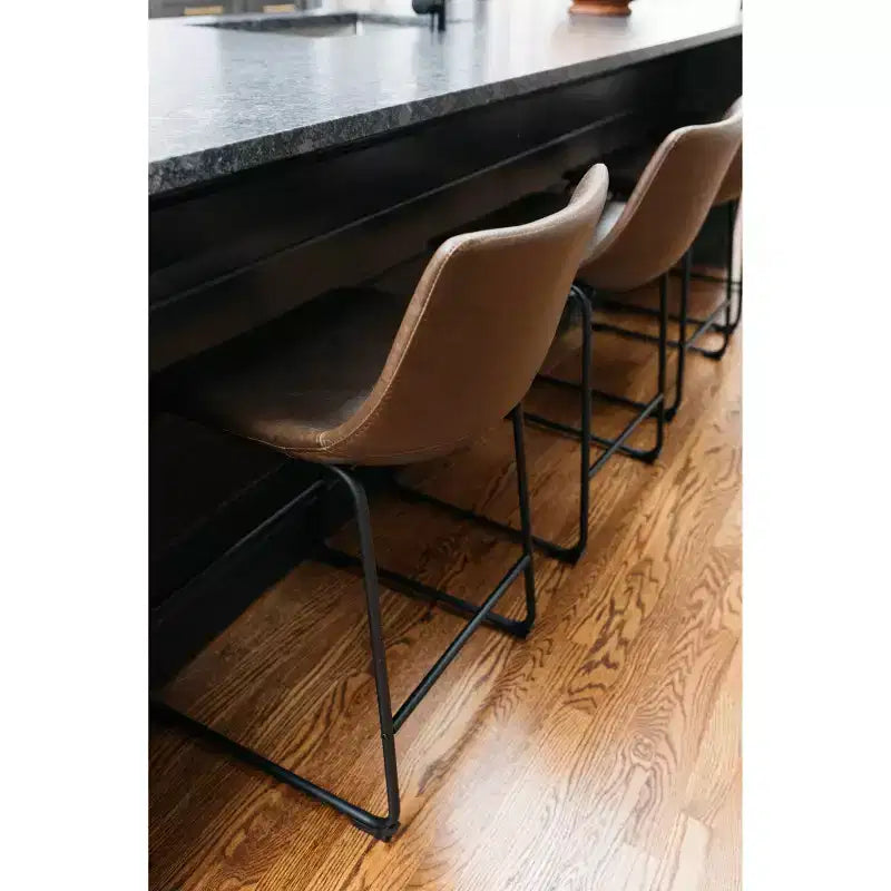 Tabouret de bar rembourré à hauteur de comptoir Centiar – Signature Design by Ashley