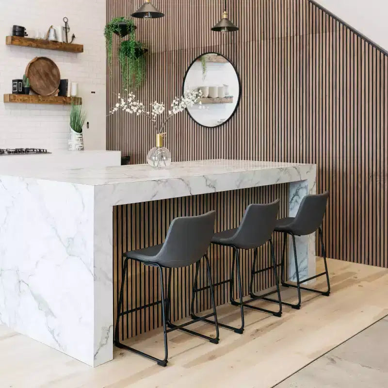 Tabouret de bar rembourré à hauteur de comptoir Centiar – Signature Design by Ashley
