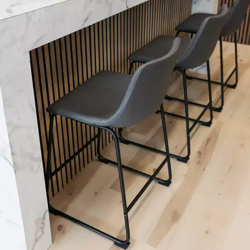 Tabouret de bar rembourré à hauteur de comptoir Centiar – Signature Design by Ashley