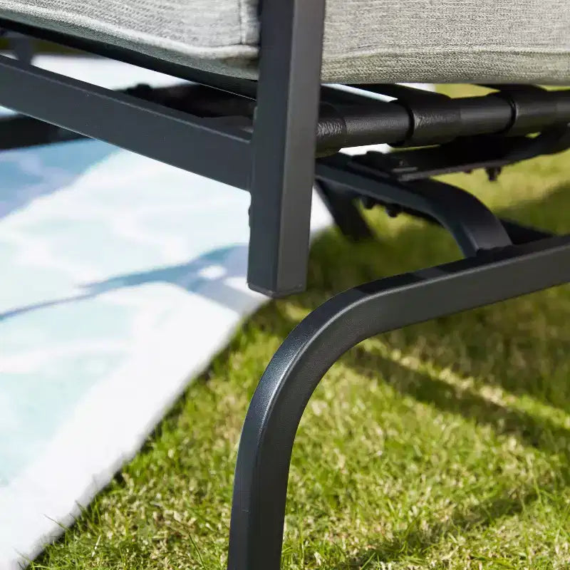 Lot de 2 chaises d'appoint de patio en acier - Lokatse