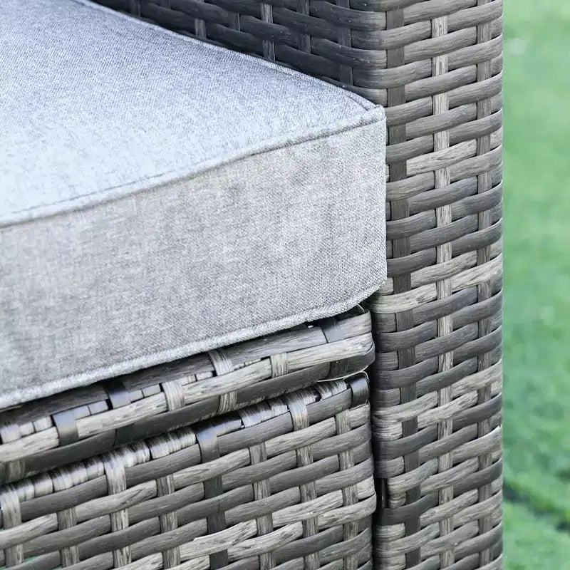Fauteuil à bascule pivotant d'extérieur Outsunny, chaise de salle à manger en résine tressée, planeur de patio pivotant à 360 degrés avec coussins, acier