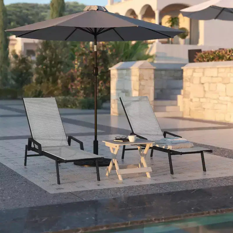 Flash Furniture Brazos, chaise longue réglable avec accoudoirs, transat d'extérieur toutes saisons à cinq positions