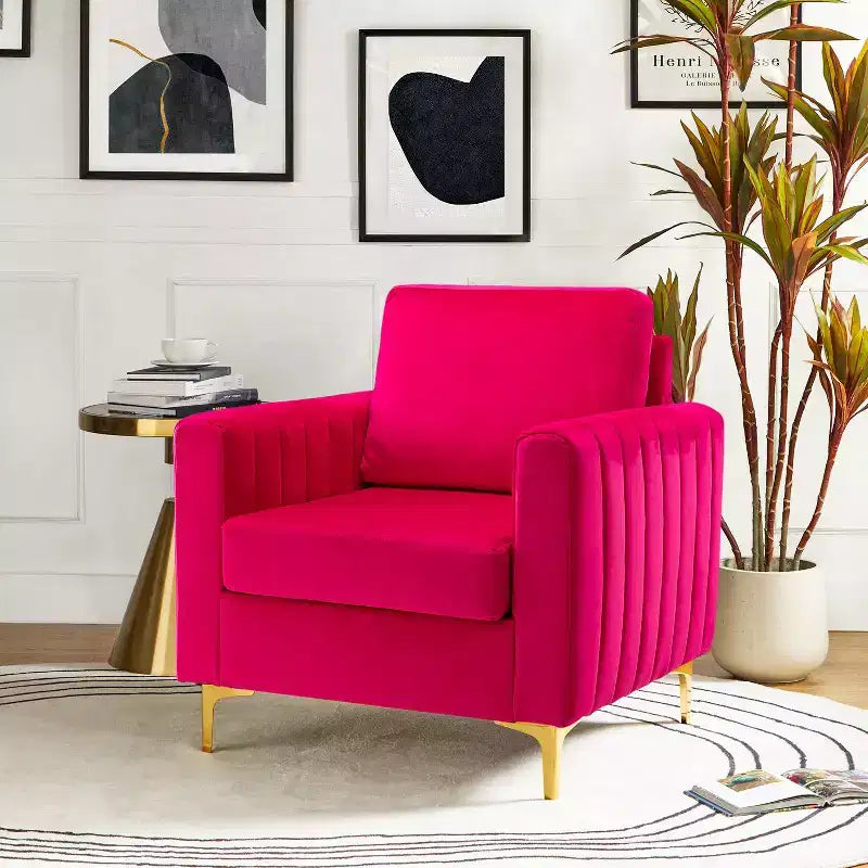 Fauteuil club capitonné contemporain en bois Iapygia avec pieds en métal pour chambre et salon | ART OF LIVING DESIGNS