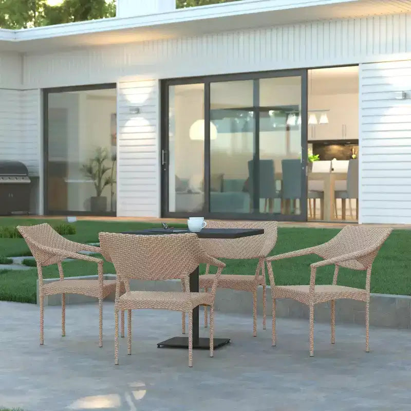 Chaise de salle à manger de patio Emma et Oliver moderne toutes saisons avec rotin PE résistant à la décoloration et aux intempéries et cadre en acier renforcé