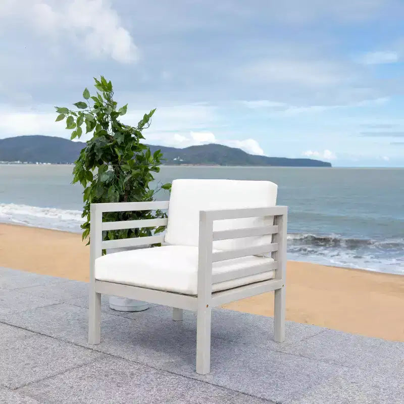 Fauteuil de patio Kinnell intérieur/extérieur - PAT7301 - Safavieh