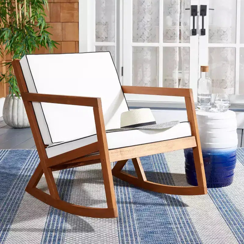Fauteuil à bascule Vernon pour l'intérieur/l'extérieur - PAT7315 - Safavieh