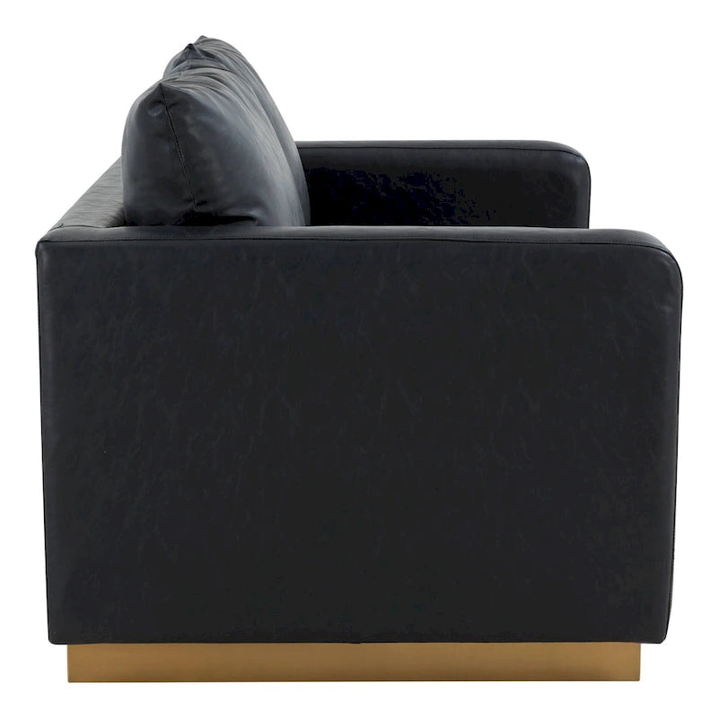 Causeuse en cuir moderne LeisureMod Nervo avec base et coussins dorés - 55,9