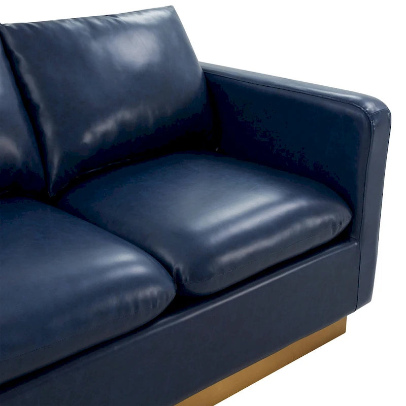 Causeuse en cuir moderne LeisureMod Nervo avec base et coussins dorés - 55,9