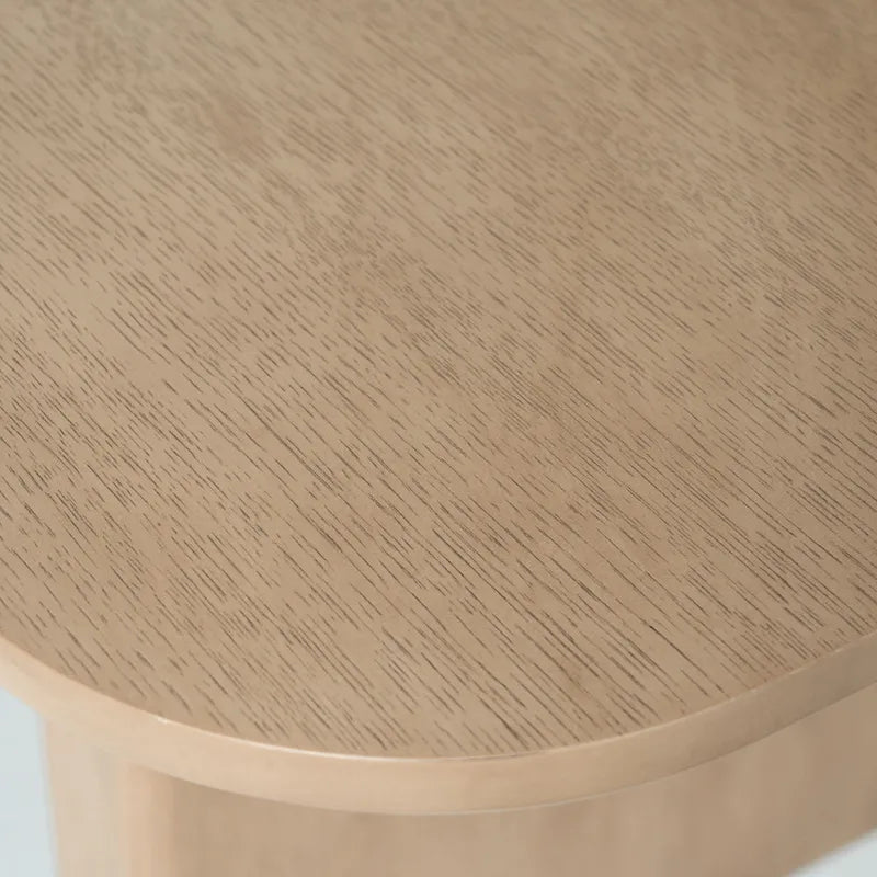 Table de salle à manger moderne en chêne blanc Oshana Nova Domus