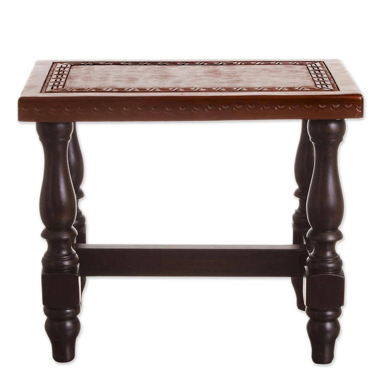 Banc contemporain en cèdre et cuir fait à la main (Pérou)