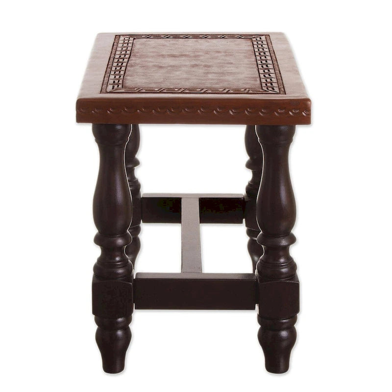 Banc contemporain en cèdre et cuir fait à la main (Pérou)