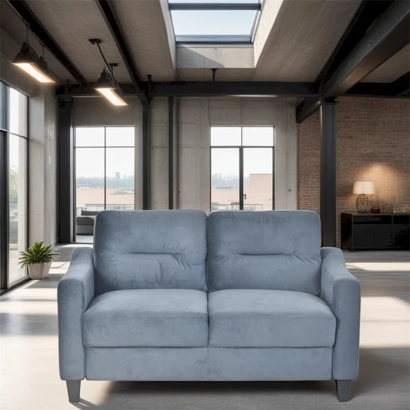 Canapés confortables avec structure et pieds en bois