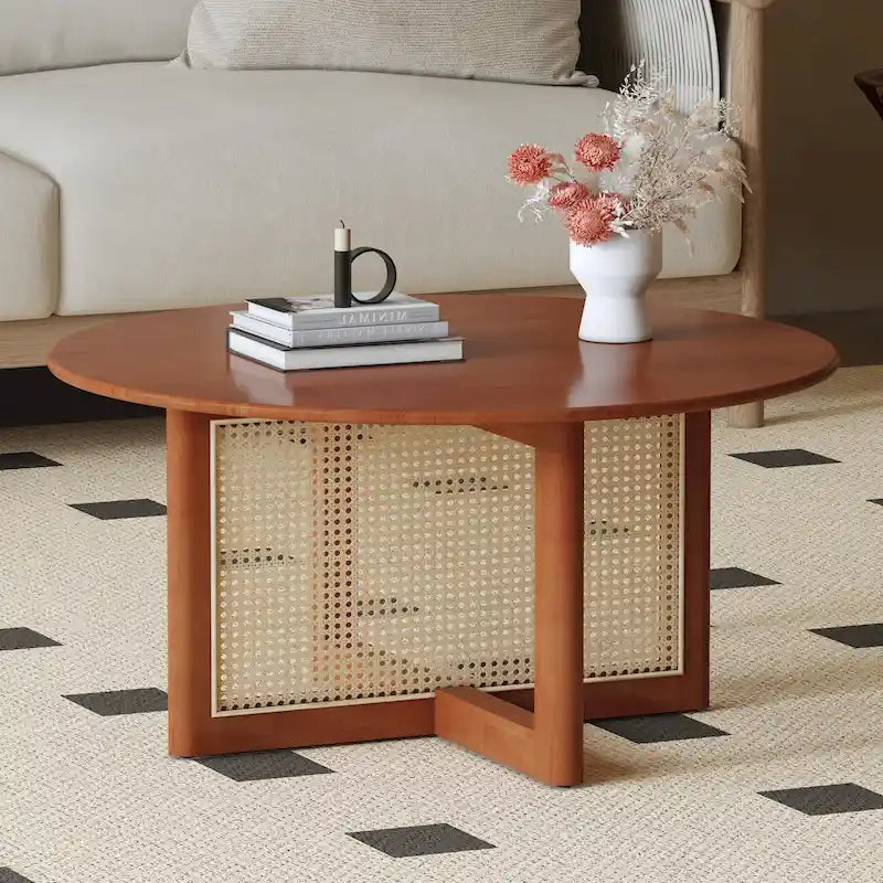 table basse en bois avec accents en rotin synthétique