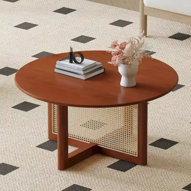 table basse en bois avec accents en rotin synthétique