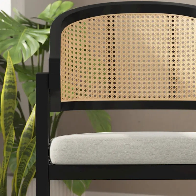 Chaise de salle à manger en rotin tressé avec dossier en cannage et assise rembourrée