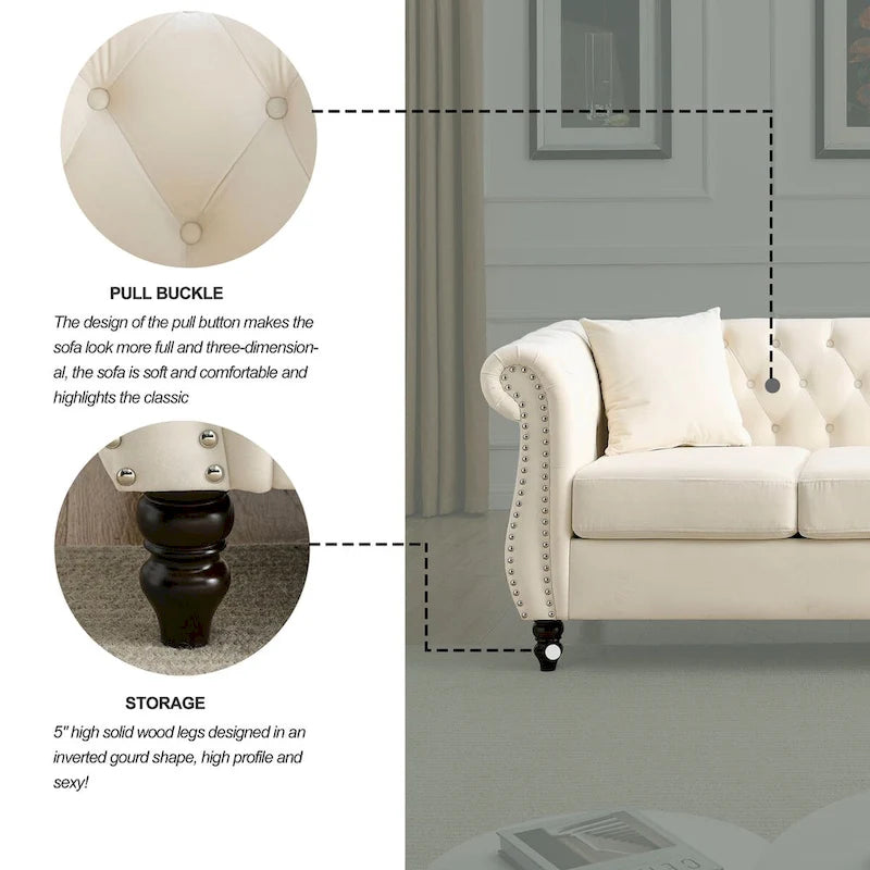 Canapé Chesterfield 3 places en velours beige, accoudoirs roulés, garniture cloutée