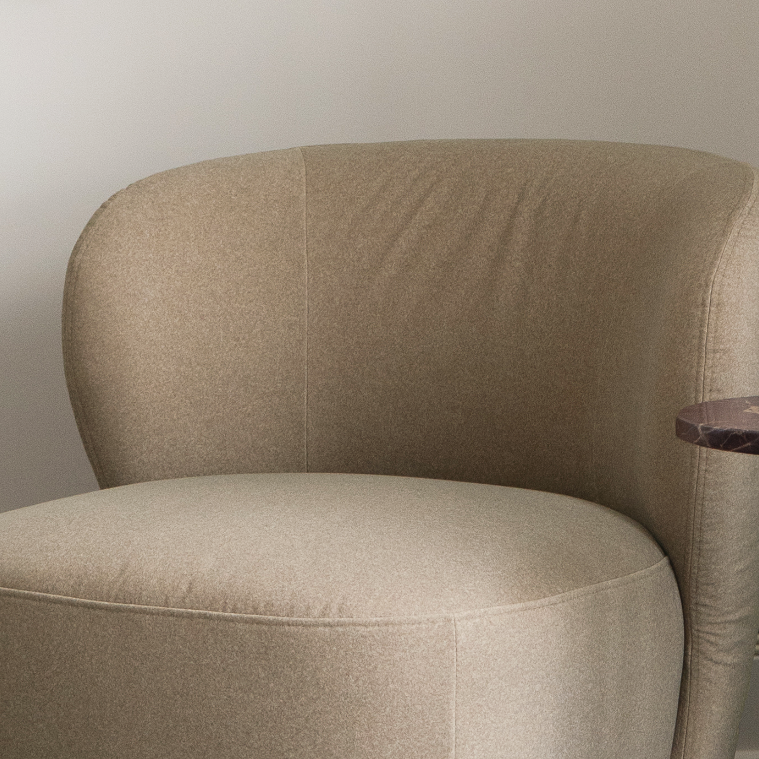 Traditional Velvet Lounge Chair with Upholstered, Swivel - Living Room | Matte Finish