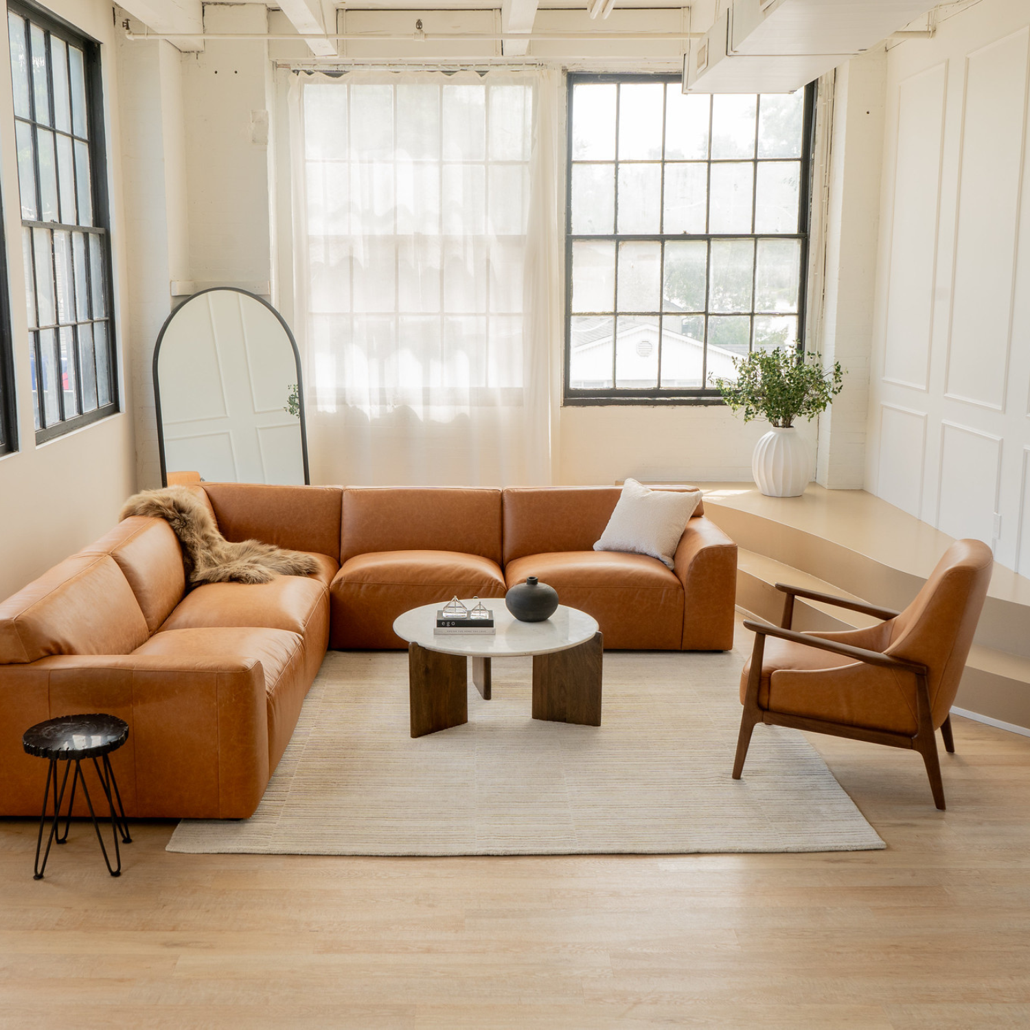 Mid-Century Leather Lounge Chair | Distressed Finish