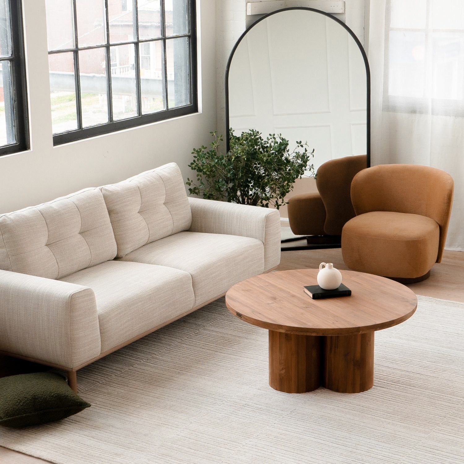 Modern Teak Coffee Table with Round - Living Room | 39"