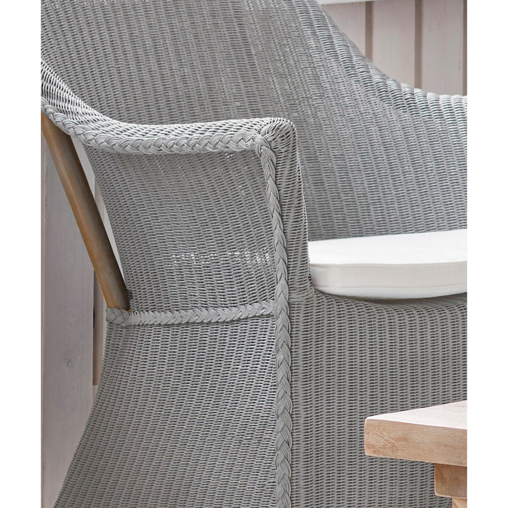 Classic Rattan Lounge Chair with Woven | Matte Finish